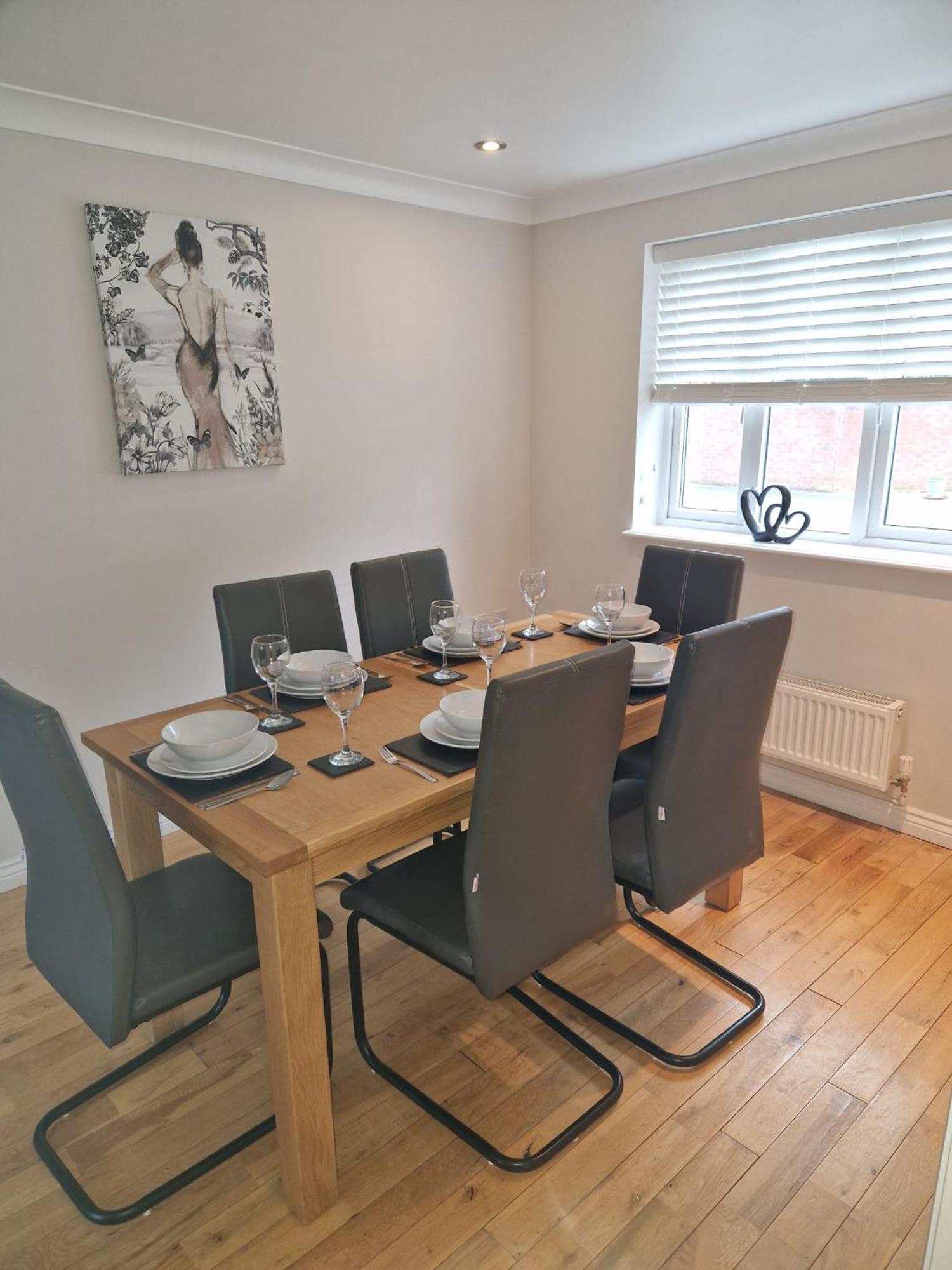 Hereford - Finch House - Modern 4 Bedroom House Located In South Hereford, Dog Friendly With Nearby Countryside, Pool Table, Sleeps Up To 10 Guests - Hosted By Rentmyhouse Exterior foto