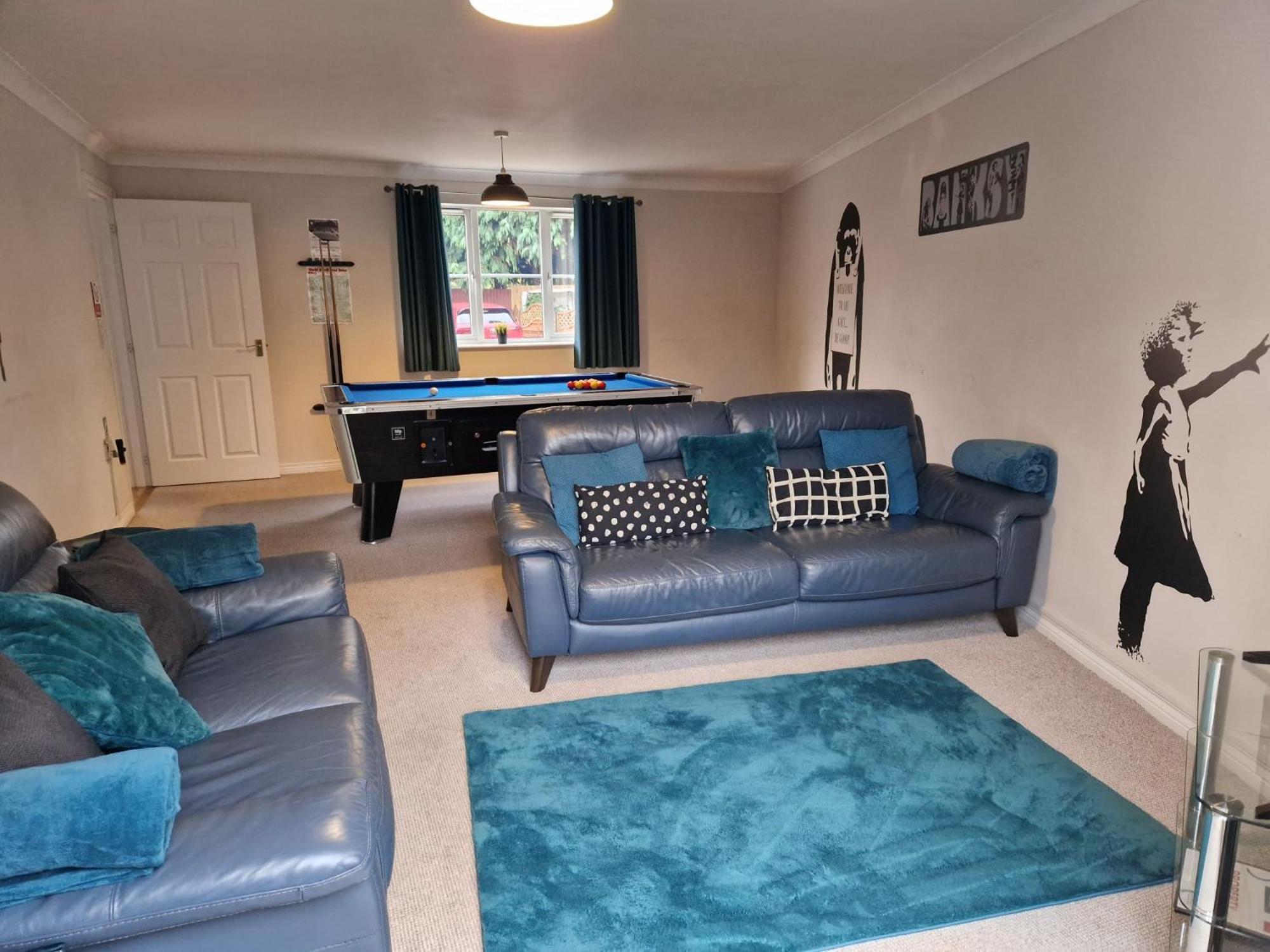 Hereford - Finch House - Modern 4 Bedroom House Located In South Hereford, Dog Friendly With Nearby Countryside, Pool Table, Sleeps Up To 10 Guests - Hosted By Rentmyhouse Exterior foto